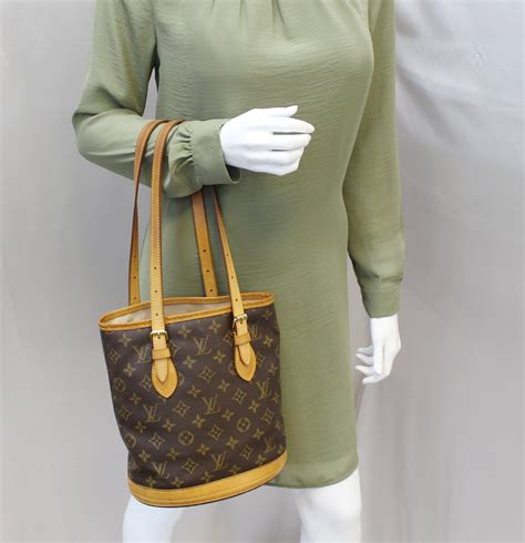 louis vuitton bucket pm shoulder bag outfit|louis vuitton drawstring bucket bag.